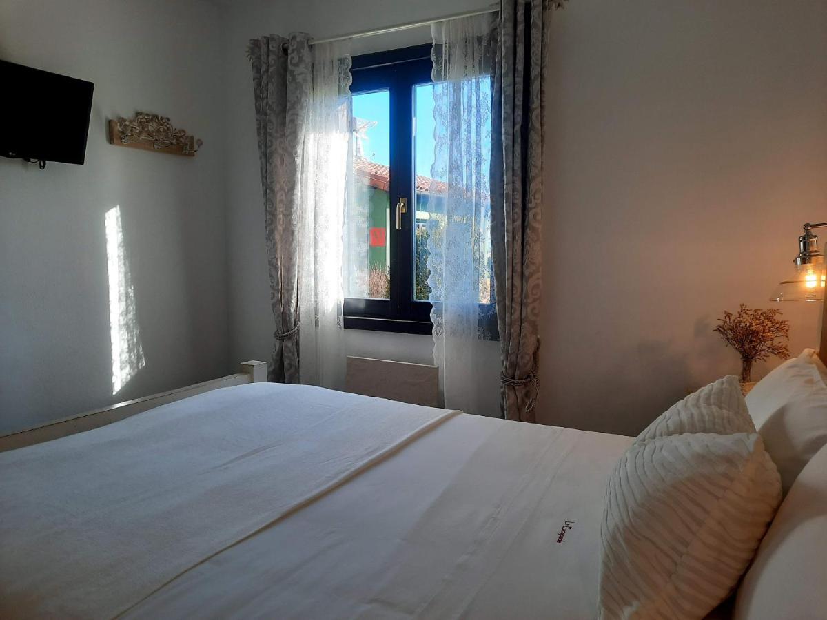 Apartamentos Rurales La Escapada Villaviciosa  Bagian luar foto